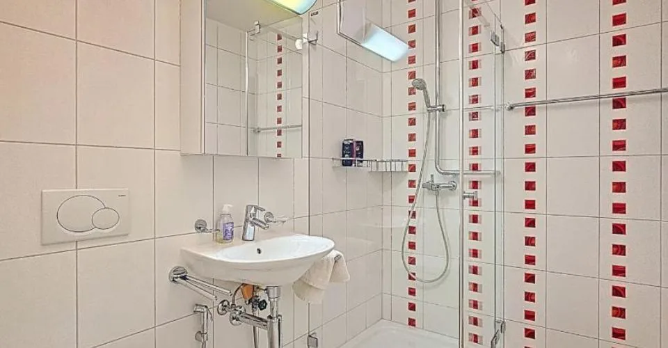 Schönes 4,5-Zimmer-Apartment im Stadtzentrum von Montreux – Foto 24 von 26