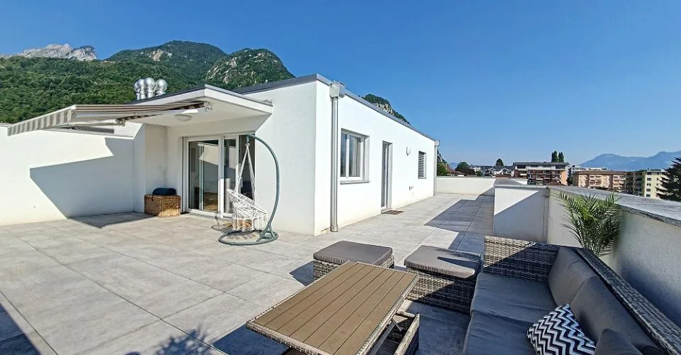 Appartement de 3.5 pièces avec belle vue sur le lac – Foto 2 von 6