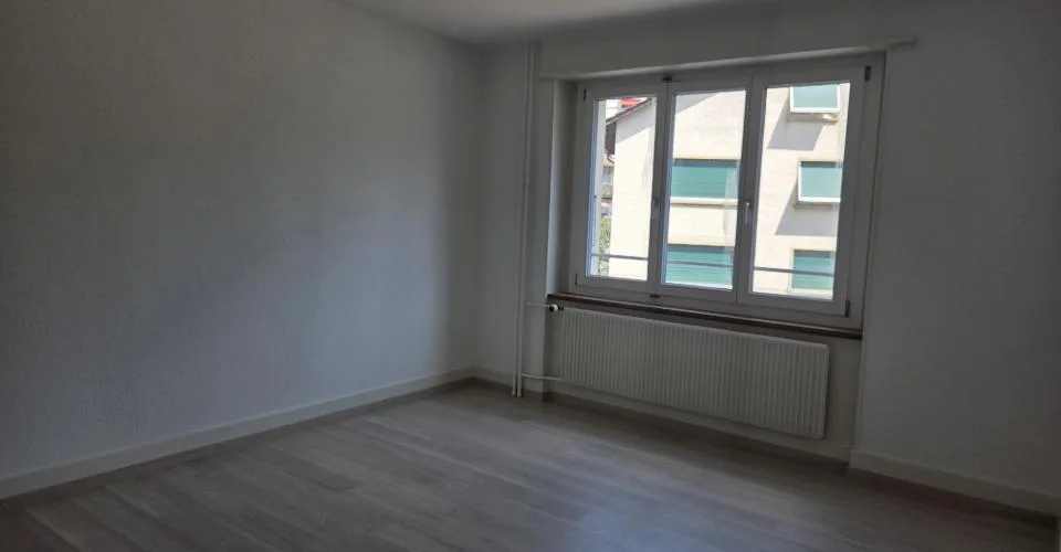 Appartement situé dans un petit immeuble de 3 étages. – foto 5 di 10