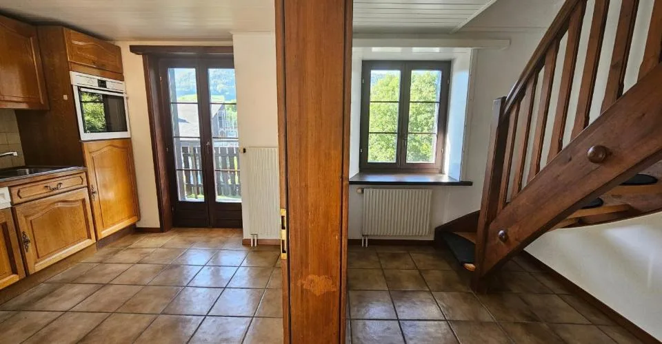 Appartement de 4.5 pièces sur 2 niveaux à louer à Vicques – Foto 7 von 13