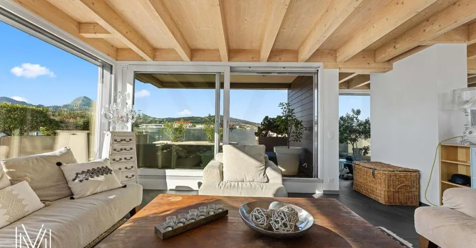 EXCEPTIONAL 7.5-ROOM DUPLEX PENTHOUSE - Between heaven and earth? 360° panoramic view in the heart of Bulle – photo 27 of 33