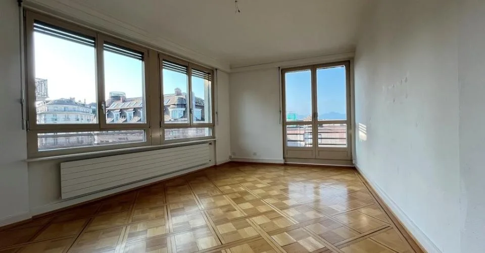 Appartement de 3.5 pièces proche de la gare et du centre ville – Foto 4 von 8