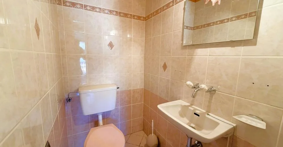 Ampio e luminoso 3.5 locali ristrutturato (muri & soffitti) - Posizione ideale - Zona tranquilla - Bella vista – foto 12 di 18