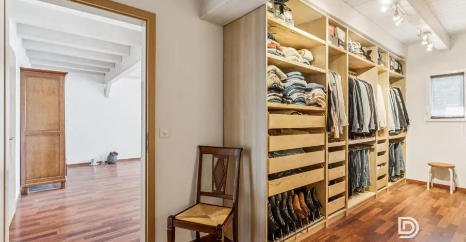 À 5 minutes d'Yverdon : Maison de village d'exception avec espace wellness – Foto 11 von 33