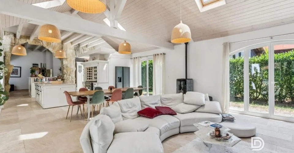 À 5 minutes d'Yverdon : Maison de village d'exception avec espace wellness – Foto 5 von 33