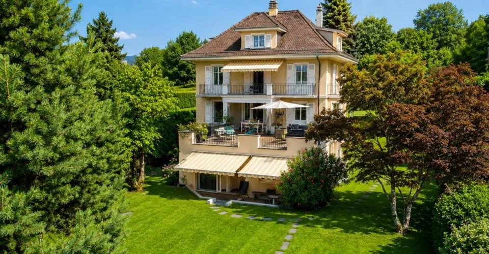 Villa de maître 13 pièces avec appartement indépendant, vue lac et montagnes – photo 14 sur 25