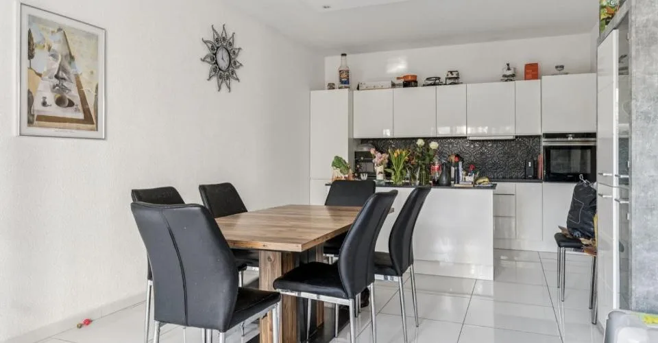 Immeuble locatif solide avec un potentiel de rendement durable – Foto 8 von 13