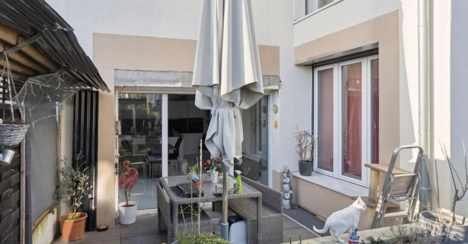 Immeuble locatif solide avec un potentiel de rendement durable – Foto 11 von 13