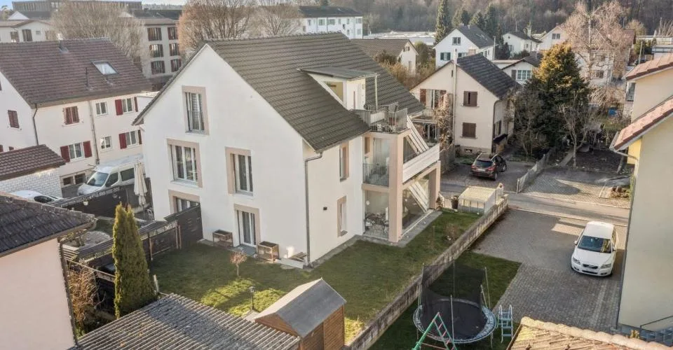 Immeuble locatif solide avec un potentiel de rendement durable – Foto 2 von 13