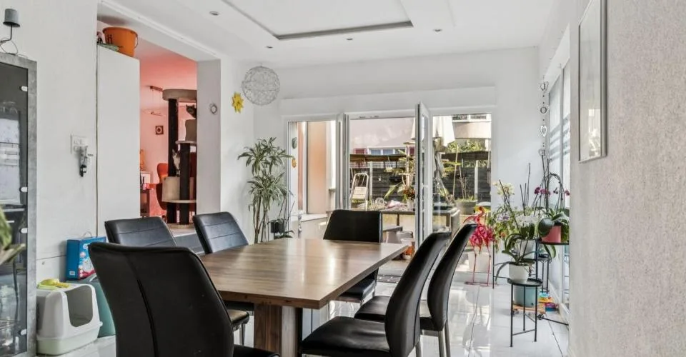Immeuble locatif solide avec un potentiel de rendement durable – Foto 7 von 13