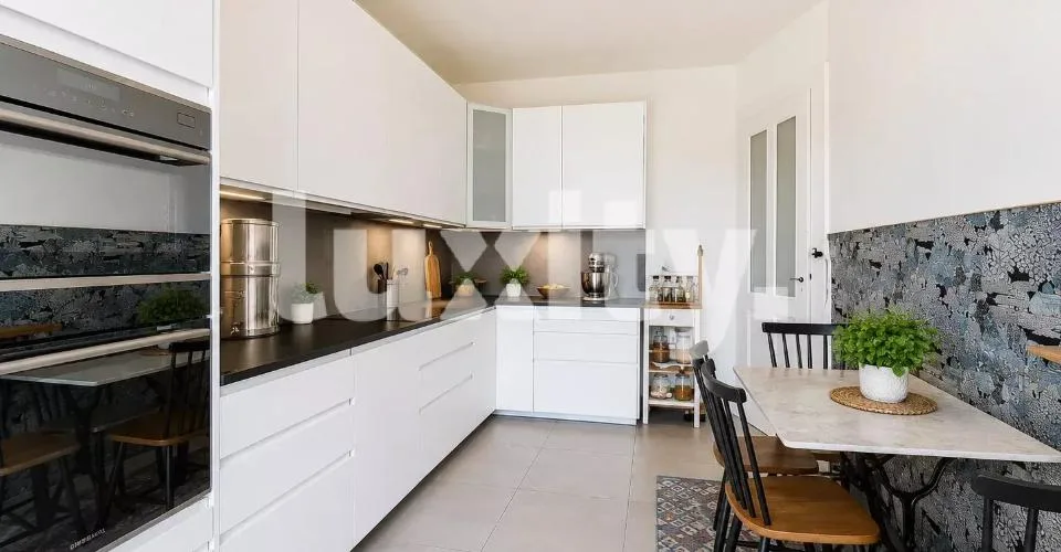Location - Appartement Genève (Champel) – photo 3 sur 4