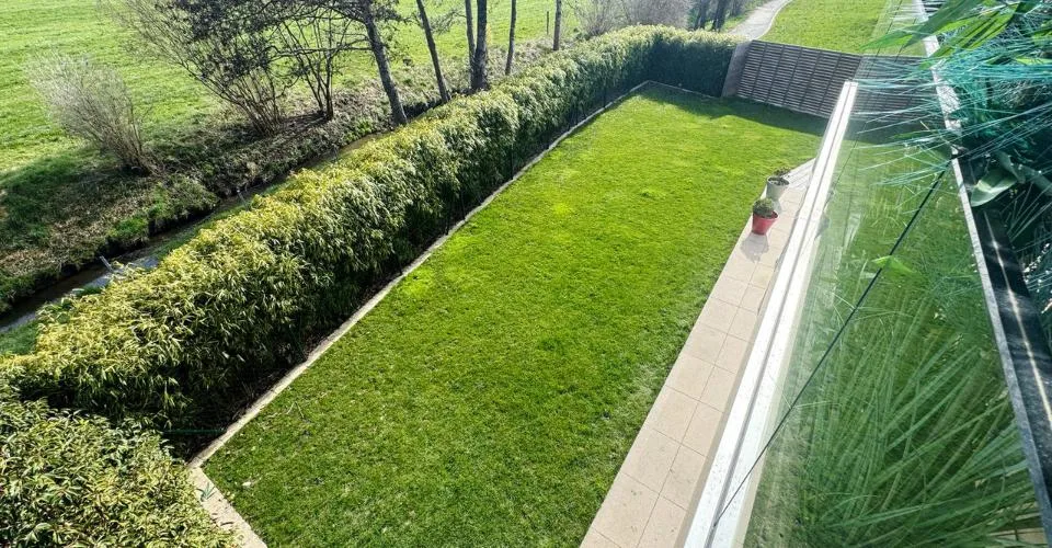 Villa urbaine de 5½ pièces au cœur de Corminboeuf – Foto 2 von 8