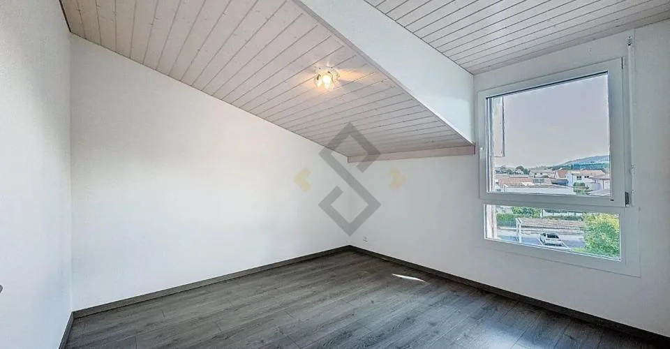 Bel attique de 4.5 pces à Fétigny – Foto 9 von 13