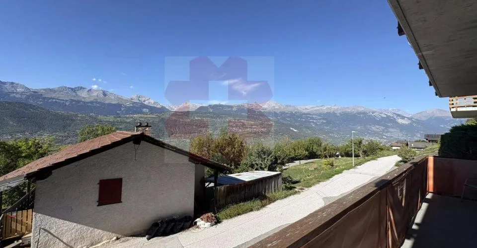 5.5 Zimmer Chalet in Grône – Foto 2 von 10