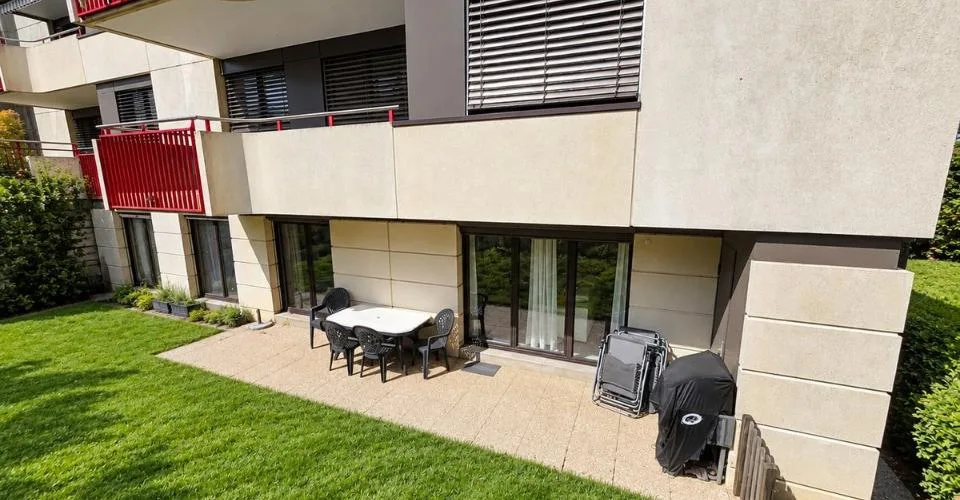 Appartement de 4 pièces avec jardin privatif et garage-box – Foto 3 von 10