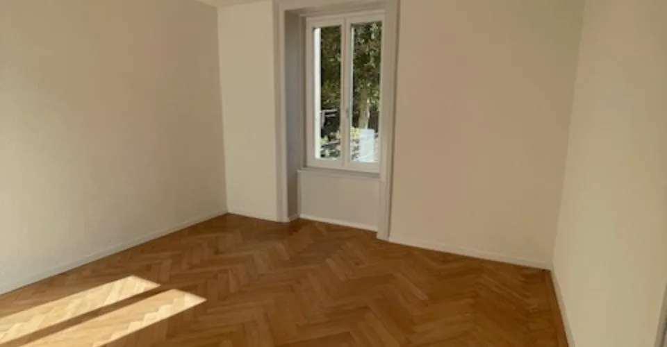 Bel appartement de 3 pièces rénové avec jardin commun - Centre de Bienne – Foto 7 von 10