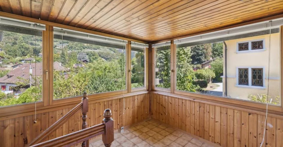 Maison de 3 appartements, aux généreux volumes et vue imprenable sur l – Foto 10 von 13