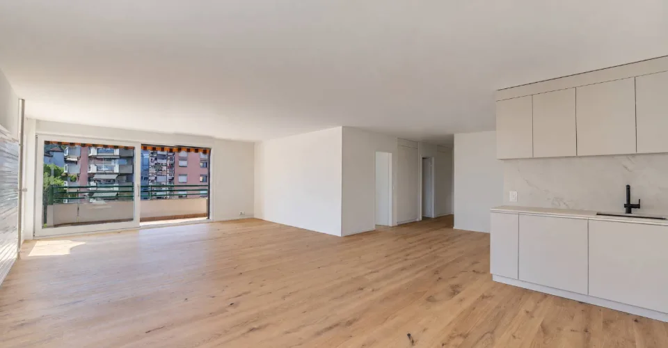 Superbe 5.5 pièces de 132 m2 int. totalement rénové avec grand balcon – Foto 4 von 26
