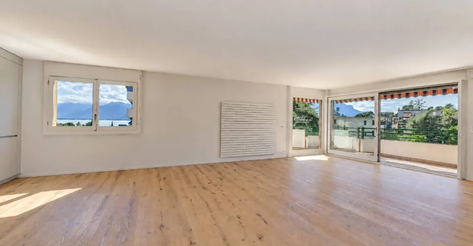 Superbe 5.5 pièces de 132 m2 int. totalement rénové avec grand balcon – Foto 3 von 26