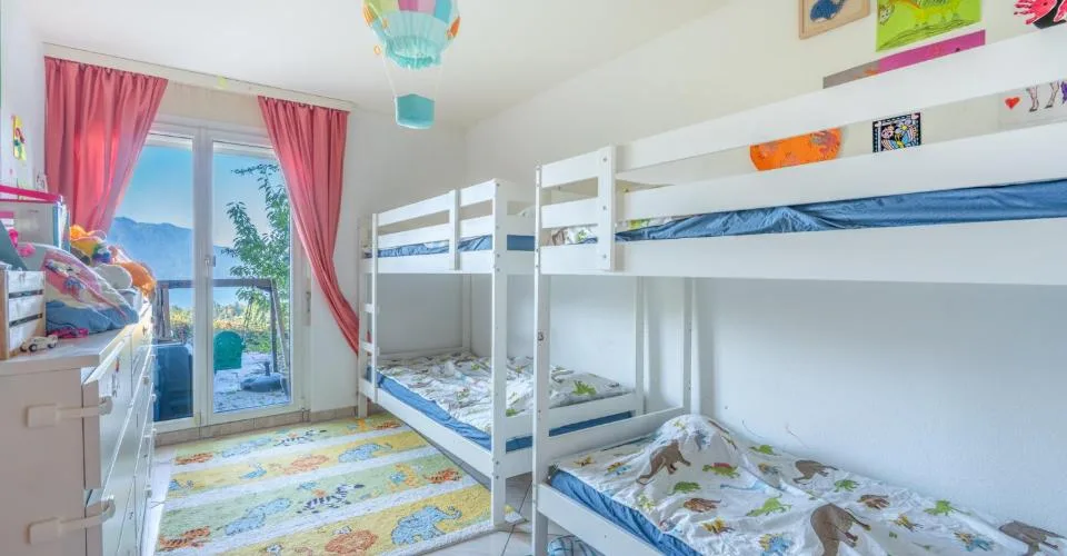 MONTREUX - VILLA ATTIGUA CON VISTA PANORAMICA – foto 19 di 21