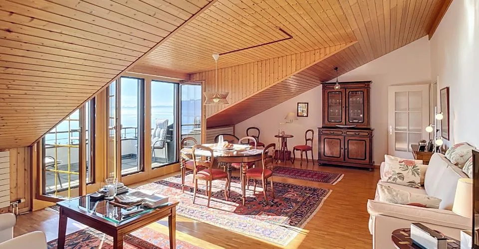 Magnifique appartement en attique de 3.5 pièces avec vue sur le lac et les montagnes – foto 5 di 24