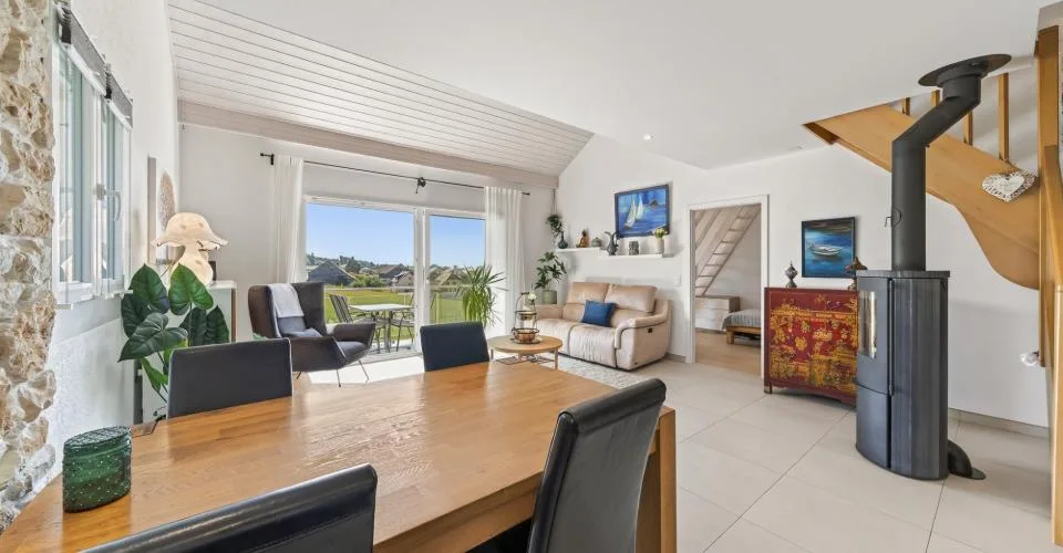Superbe appartement de 4,5 pièces en duplex avec beau balcon orienté Sud-Ouest – Foto 4 von 34