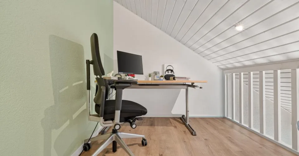 POLIEZ-PITTET - à quelques min. d'Echallens - Bel appartement de 4,5 pièces en duplex avec beau balcon orienté Sud-Ouest – Foto 13 von 34
