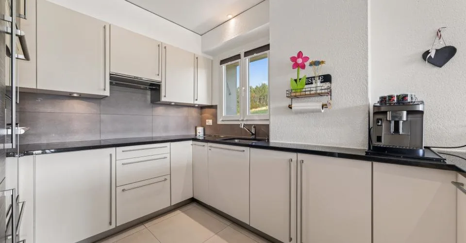 POLIEZ-PITTET - à quelques min. d'Echallens - Bel appartement de 4,5 pièces en duplex avec beau balcon orienté Sud-Ouest – Foto 8 von 34