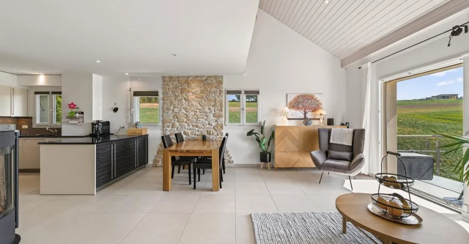 POLIEZ-PITTET - à quelques min. d'Echallens - Bel appartement de 4,5 pièces en duplex avec beau balcon orienté Sud-Ouest – Foto 5 von 34