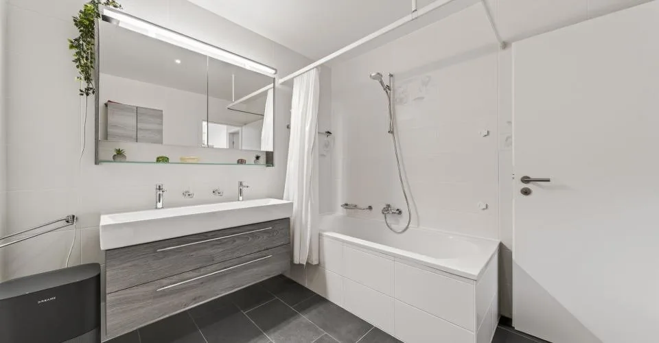 POLIEZ-PITTET - à quelques min. d'Echallens - Bel appartement de 4,5 pièces en duplex avec beau balcon orienté Sud-Ouest – Foto 11 von 34