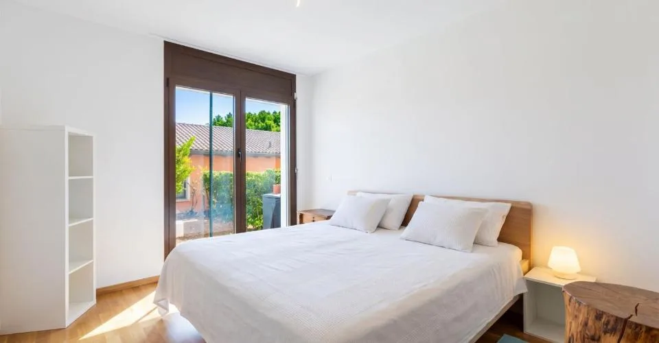 Vernate - Appartamento 3.5 locali con giardino privato e vista lago | Vernate - 3.5-room apartment with private garden and lake view | Vernate - 3,5-Zimmer-Wohnung mit privatem Garten und Seeblick | Vernate - Appartement de 3,5 pièces avec jardin privé et – photo 5 sur 12