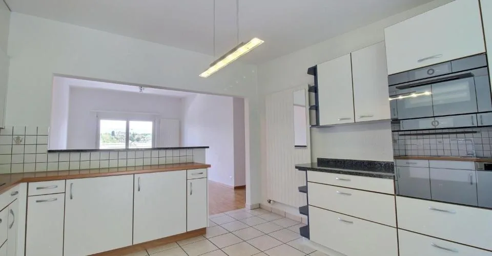 Bello appartamento in attico di 4.5 locali – foto 3 di 13