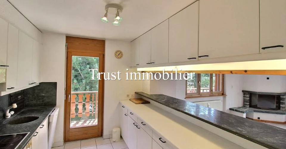 3010. EXCLUSIVITE. Appartement traversant dans jolie résidence – Foto 7 von 13