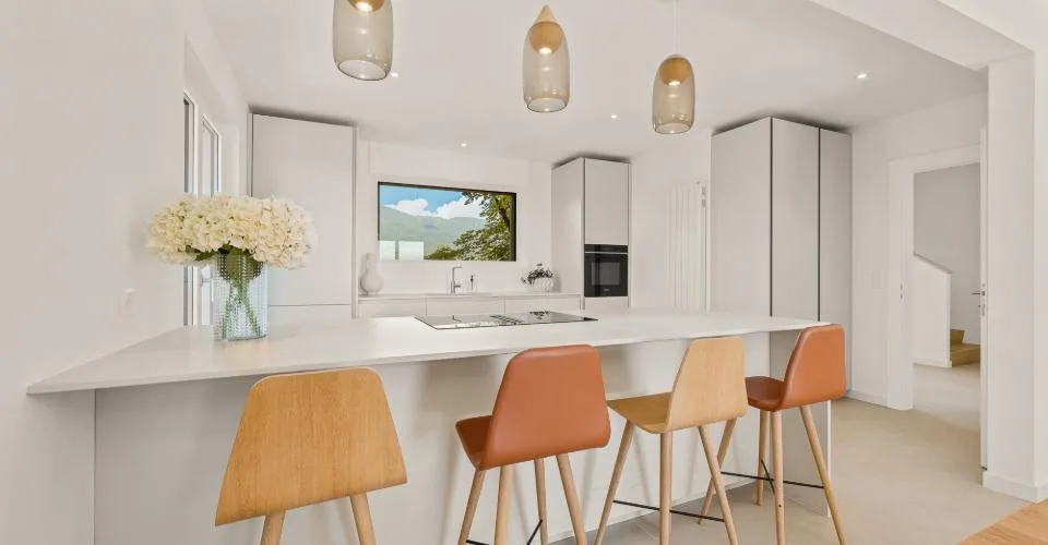 Villa indipendente ristrutturata con vista panoramica, a 5 minuti da Nyon – foto 6 di 16