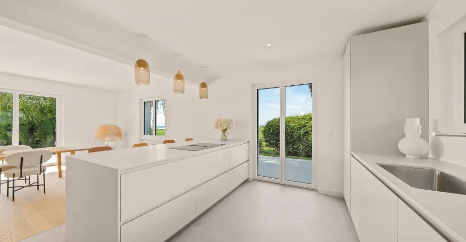 Villa indipendente ristrutturata con vista panoramica, a 5 minuti da Nyon – foto 7 di 16