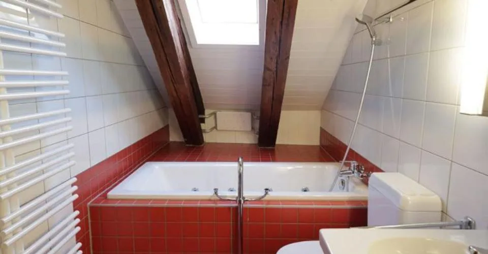 Spacieux logement de 4 pièces au dernier étage d'une immeuble historique – foto 10 di 13