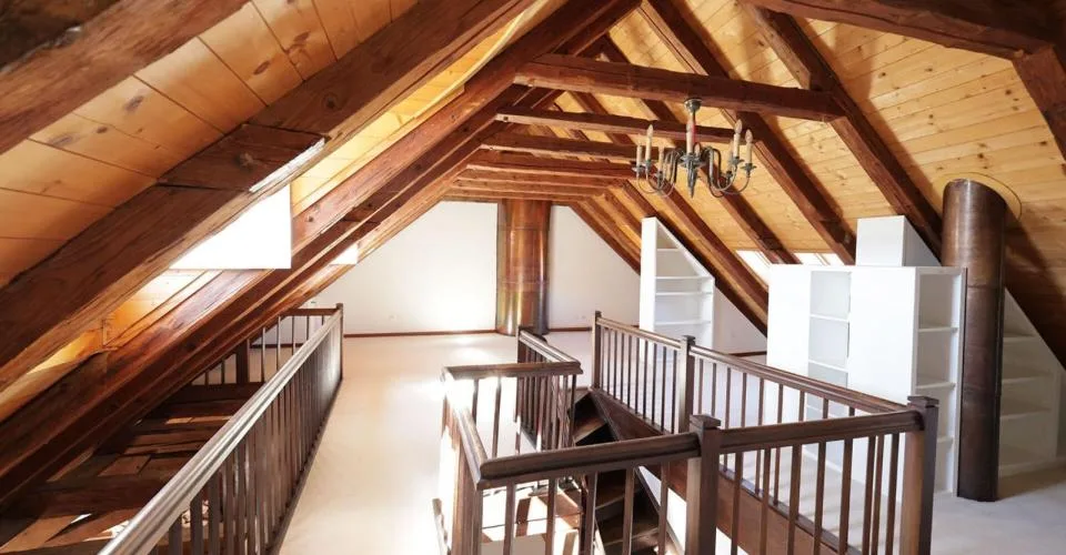 Spacieux logement de 4 pièces au dernier étage d'une immeuble historique – foto 8 di 13