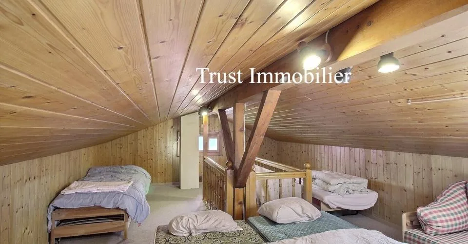 Chalet di 5,5 stanze un vero rifugio alpino nel cuore di La Tzoumaz – foto 19 di 26
