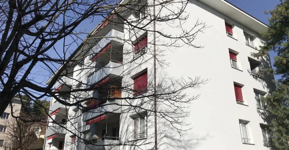 Über 6,5 Zimmer umfassende Durchgangswohnung, 1. Stock, ca. 152 m2 – Foto 7 von 7