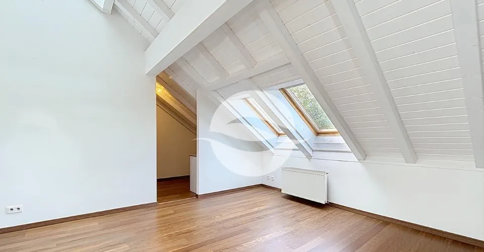 6 Zimmer Reihenfamilienhaus in La Croix-de-Rozon – Foto 10 von 13