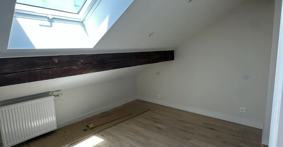 Attique lumineux 2 chambres au Grand-Lancy – Foto 9 von 9