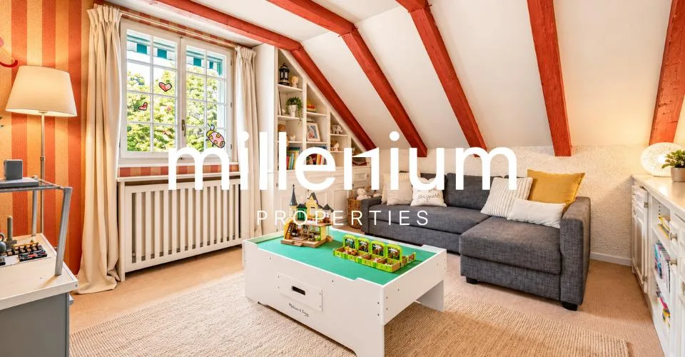 Maison de style classique avec piscine au cœur d'un magnifique jardin – foto 13 di 13