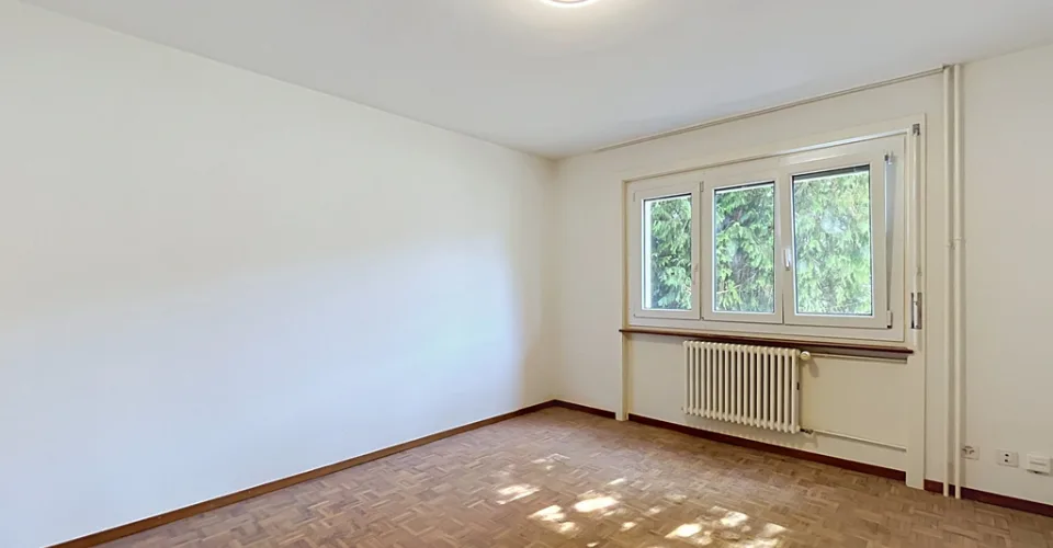 Appartement de 2.5 pièces entièrement rénové - Chamblioux 37B – photo 3 of 3