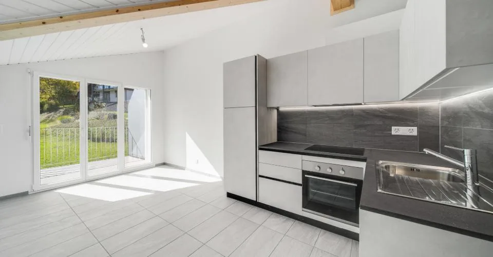 Superbe appartement de 3.5 pièces avec balcon – Foto 2 von 12