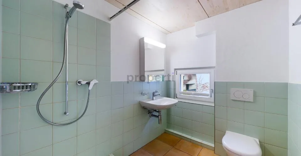 Haus-im-Haus-Gefühl mit 2 Badezimmern und Supermarkt vor der Tür – Foto 7 von 23