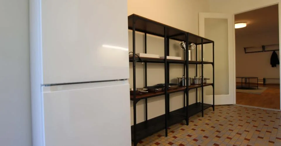 Your Next Chapter Starts Here - Furnished Room in a Top Location – photo 43 of 54