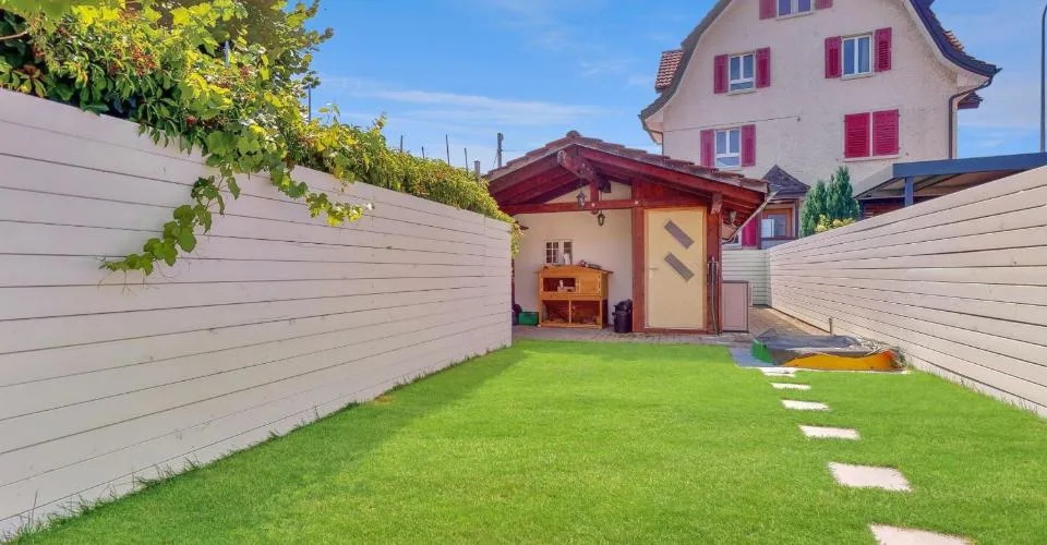 Réservé - Charmante maison mitoyenne de 5,5 pièces à Niederuzwil – Votre nouveau bonheur familial ! – photo 12 of 13