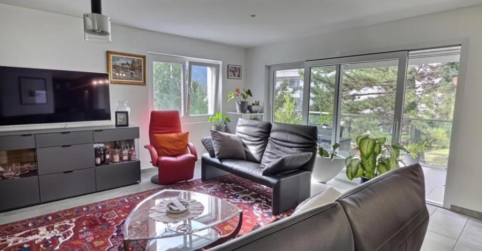 Spacieux 3½ pièces avec balcon couvert de 27 m2 – Foto 3 von 7