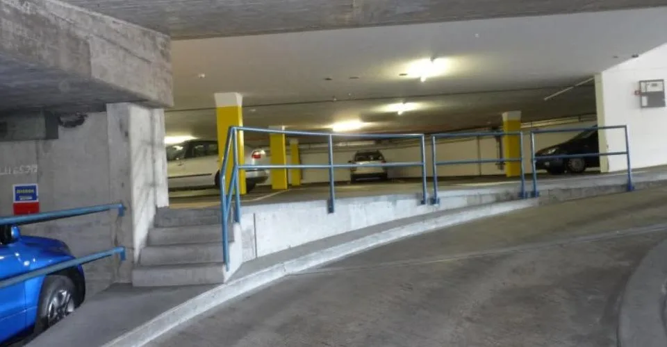 Wir haben Platz für Ihr Auto! - nähe Bahnhof und Zentrum – photo 3 sur 4