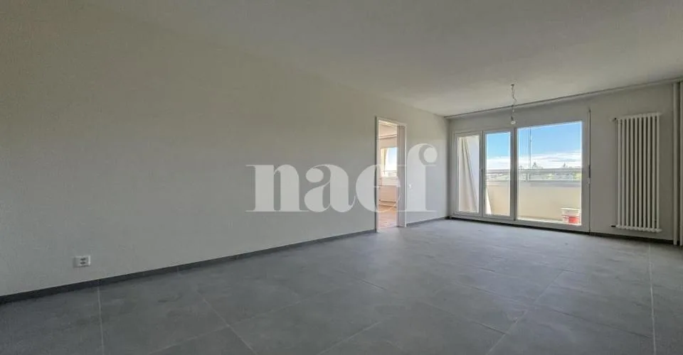 RENOVE - Sublime appartement de 2.5 pièces avec balcon – photo 2 of 5